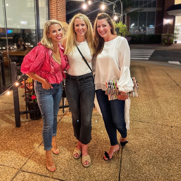 Meet your Posher, Jessica - Picture 2 of 2